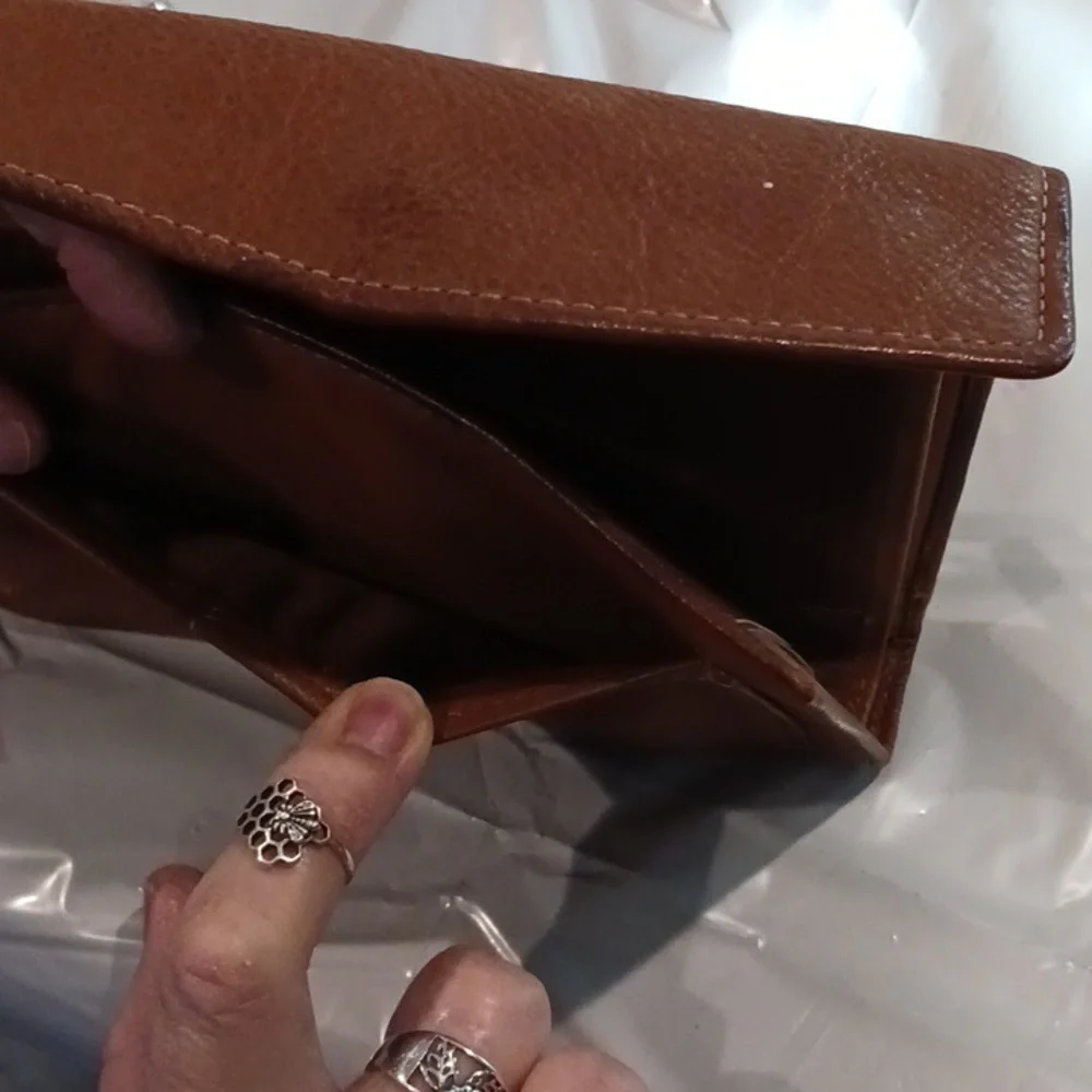 Wallet - Picture 5 of 9